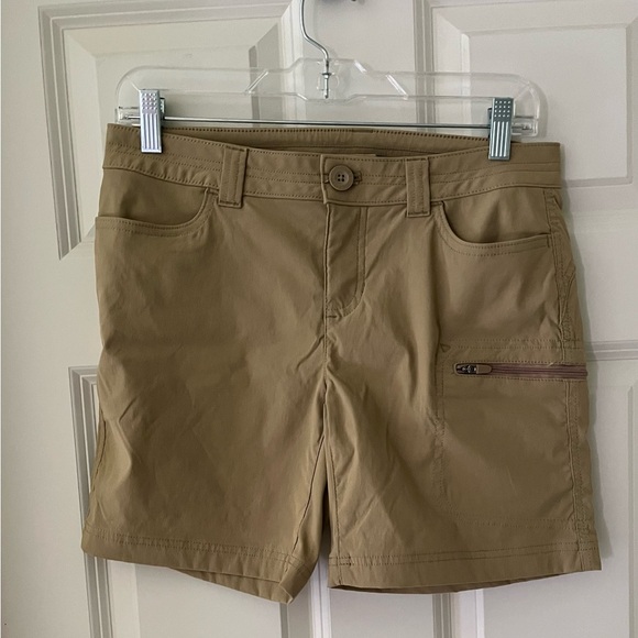 Women’s Eddie Bauer Shorts Khaki Cargo Outdoor Hiking, size 4 - Picture 1 of 6